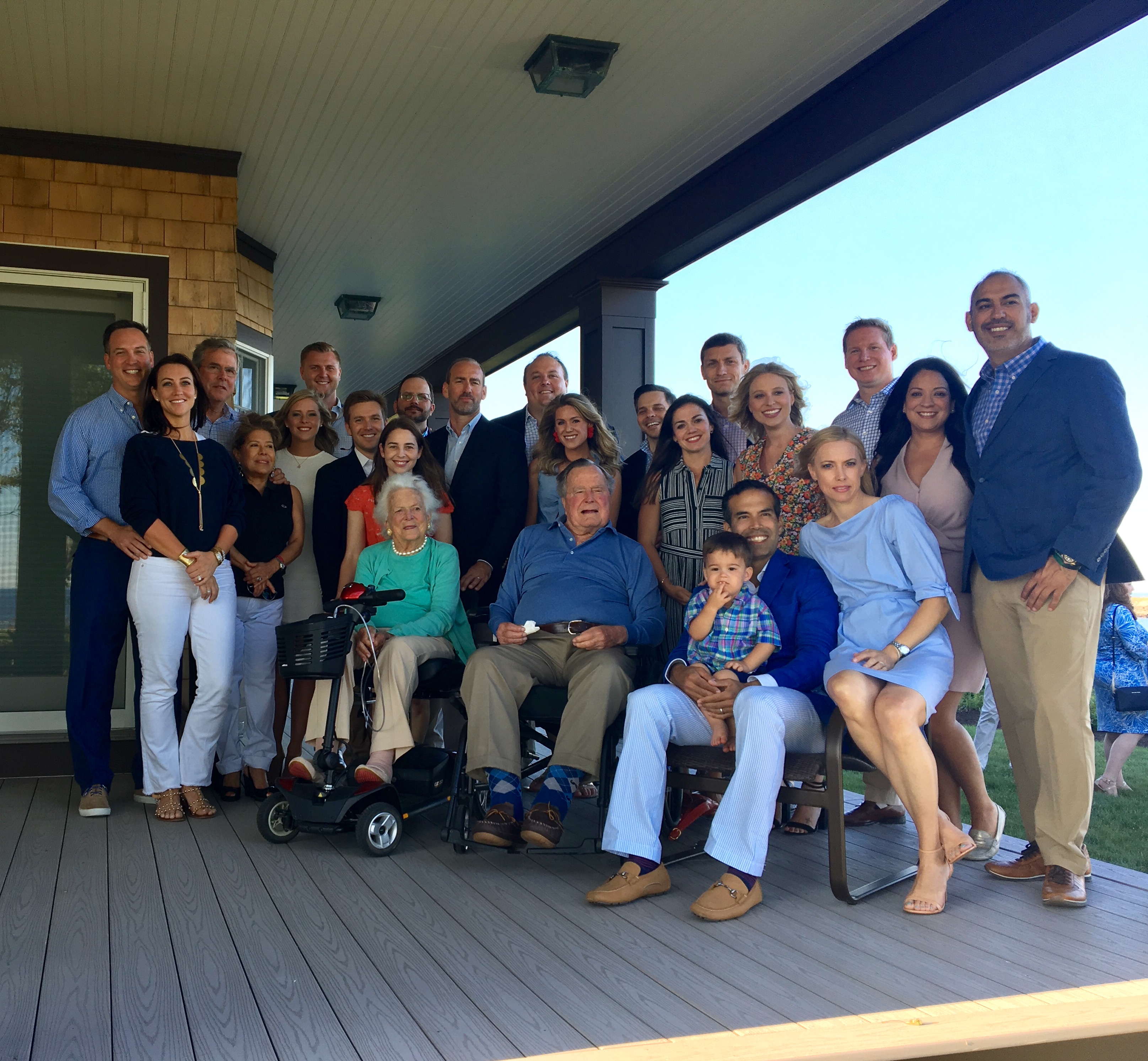Bush family group at Kennebunkport