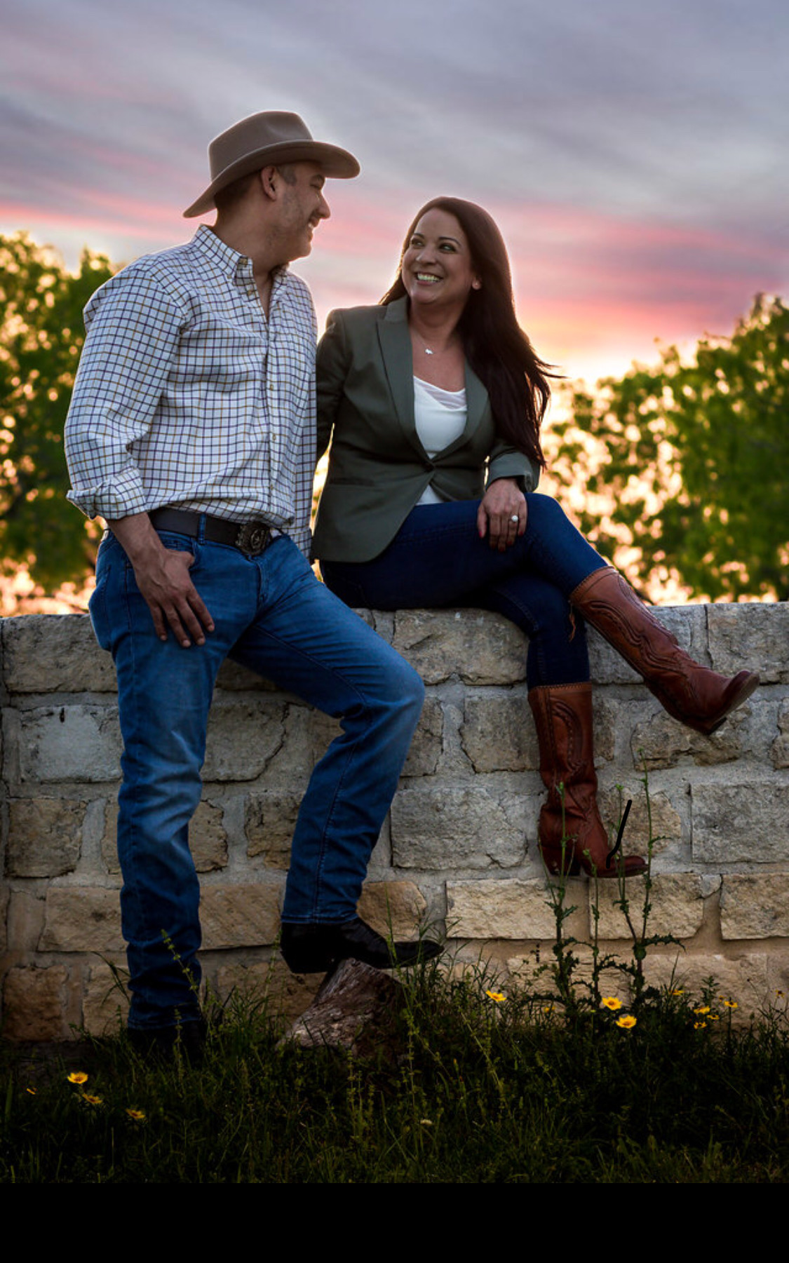 Los Alacranes Ranch sunset